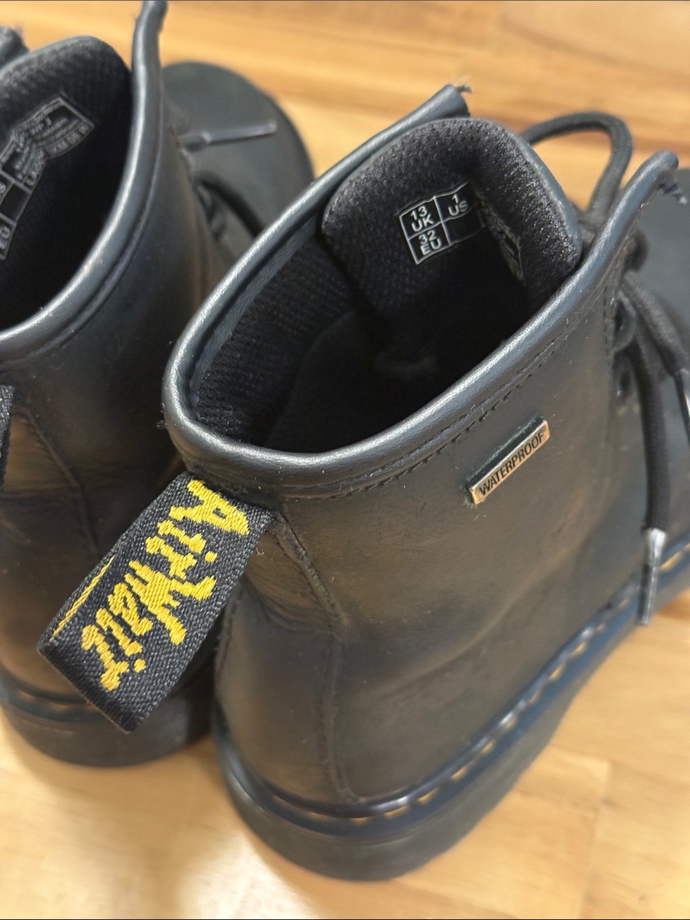 Dr. Martens Kids Black Lace-Up Combat Boots waterproof size 1 youth